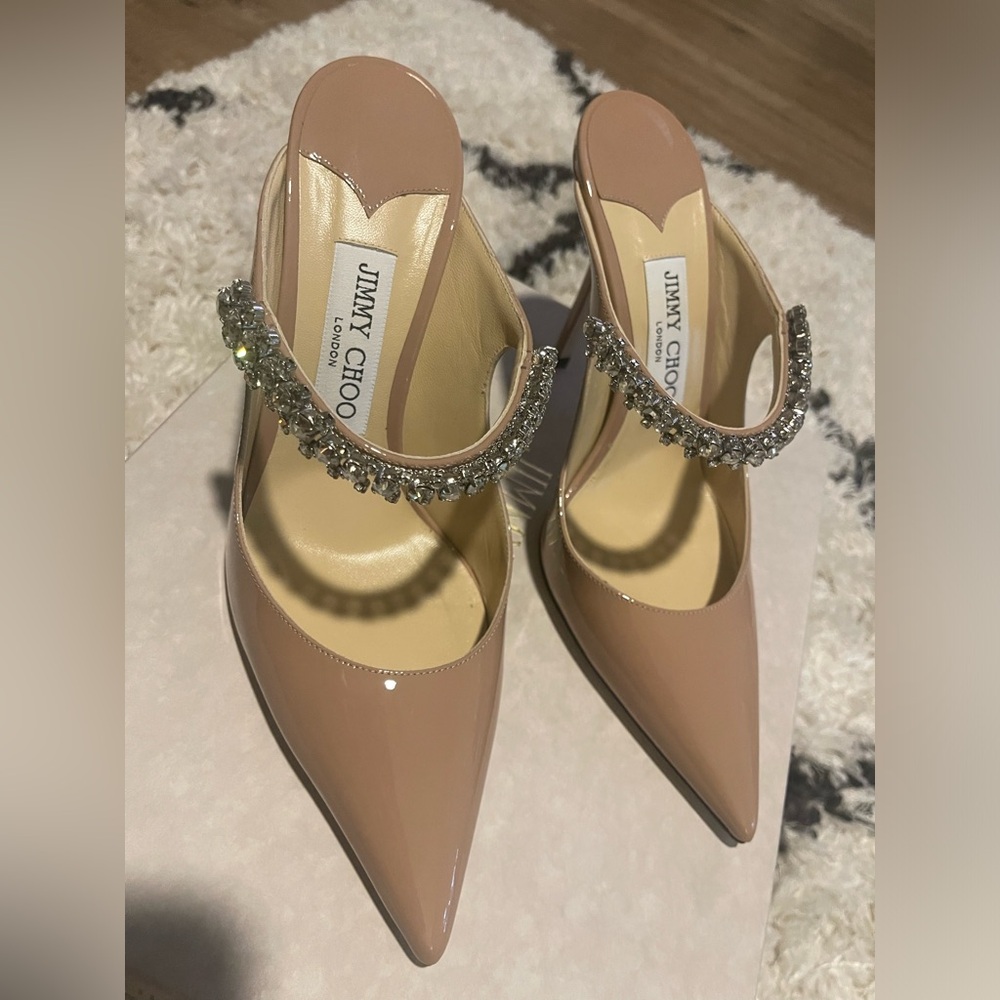 Jimmy Choo Bing 100 Ballet Pink Patent Leather Mules wi/ Crystal Strap Beige NEW
